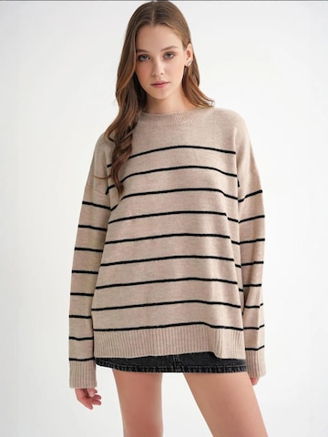 Pull-over oversize MixRay en beige : devant