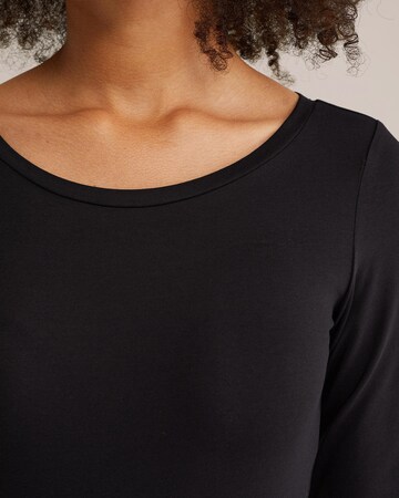 WE Fashion Shirt in Black