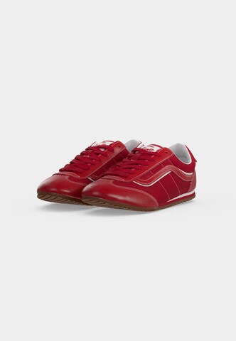Sneaker low de la VANS pe roșu