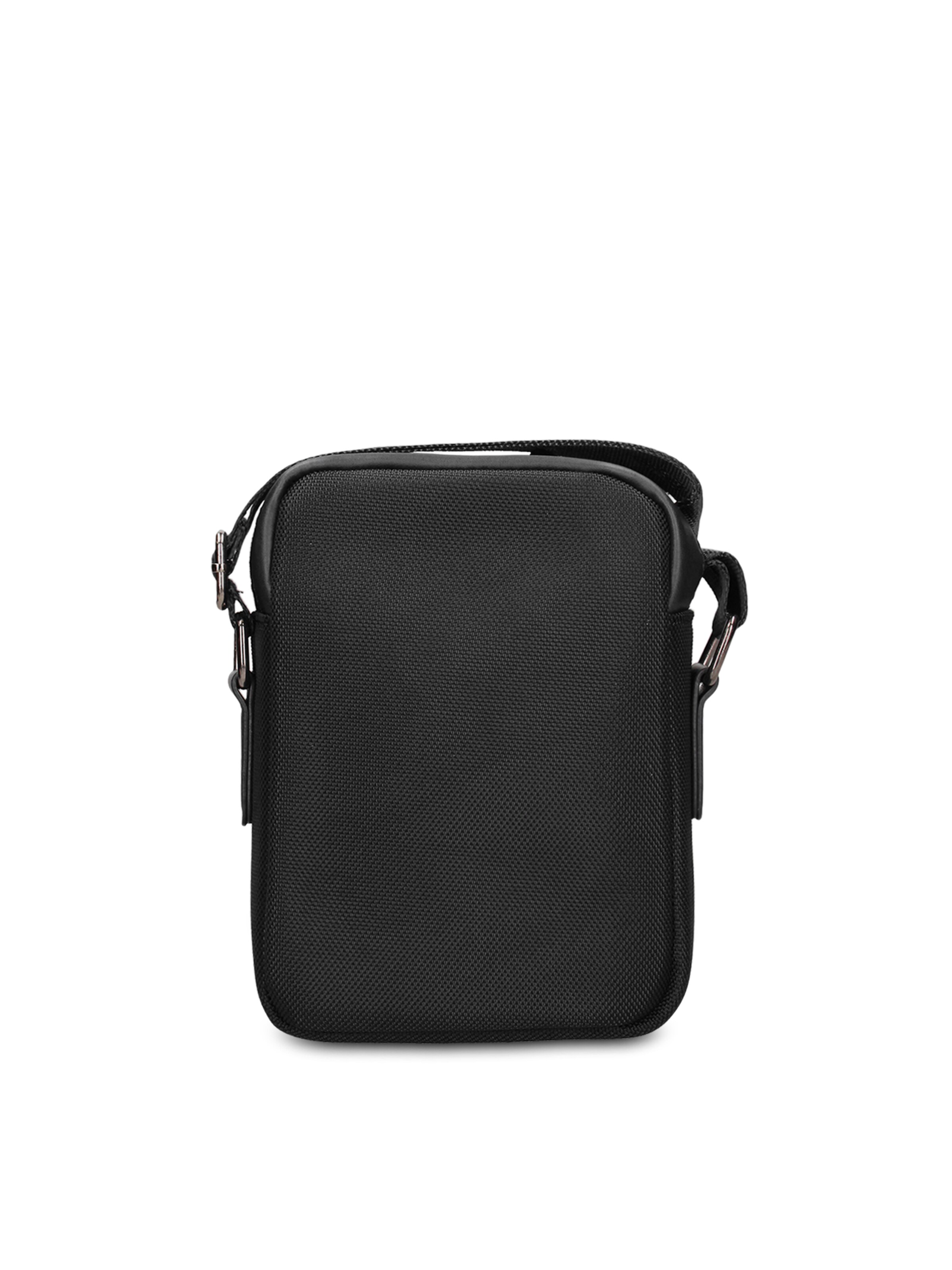 Borsa a tracolla 'Borsa a Tracolla Uomo Vegan Leather con Zip' di Coveri Collection in nero