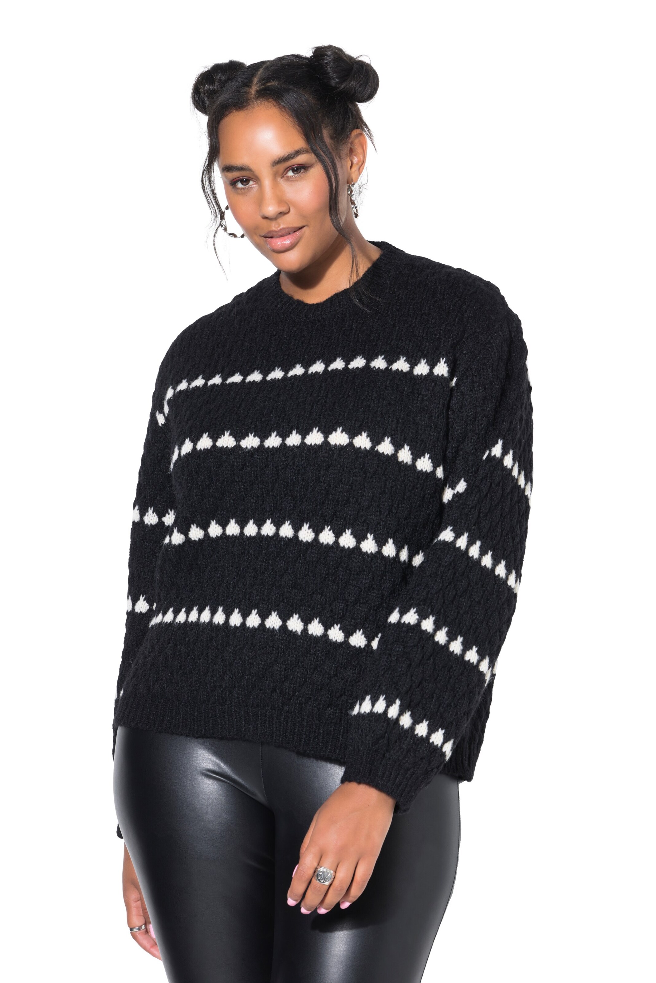 Studio Untold Sweater in Black
