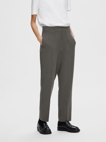 Regular Pantalon SELECTED FEMME en gris : devant