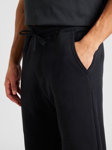 Regular Pantalon HOLLISTER en noir