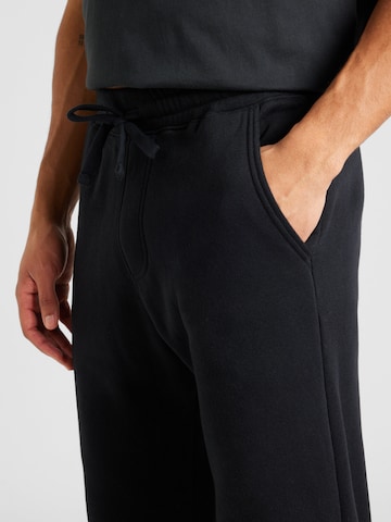 HOLLISTER Regular Pants in Black