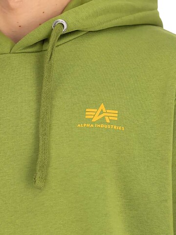 ALPHA INDUSTRIES Sweatshirt 'Basic'‌‌‌‌‌‌‌ in Grün