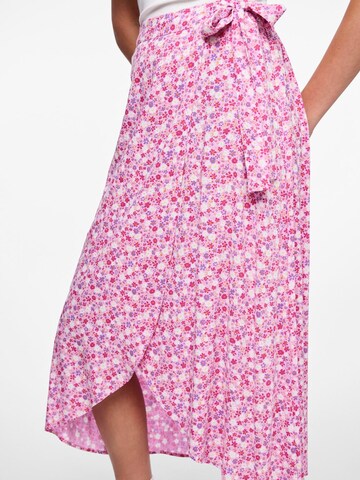 Jupe 'PCTALA' PIECES en rose