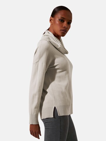 MADELEINE Sweater in Grey