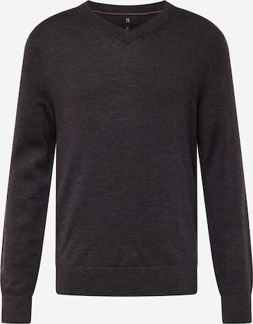 Banana Republic Sweater in Grey: front