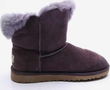 UGG Dress Boots in 34 in Purple: front
