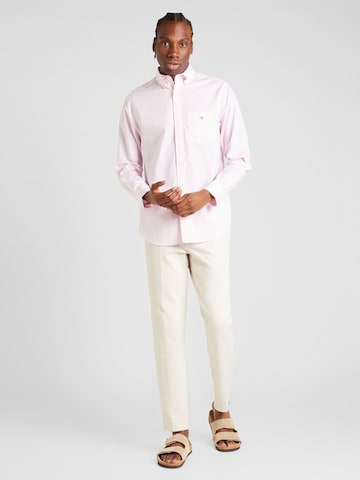 Regular fit Camicia di GANT in rosa