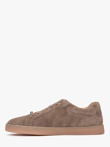 Estro Sneakers laag '03-588-90' in Bruin