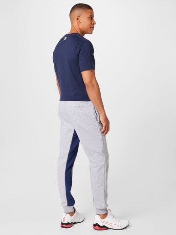 Tapered Pantaloni de la Starter Black Label pe gri