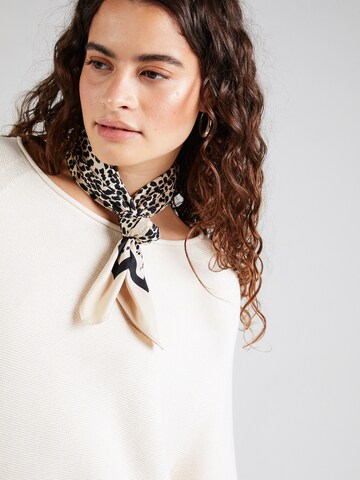 s.Oliver Sweater in Beige