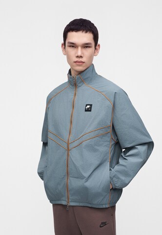 Nike Sportswear Övergångsjacka 'AIR' i grå: framsida