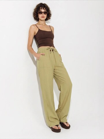 Bianco Lucci Wide leg Trousers 'Hose' in Green