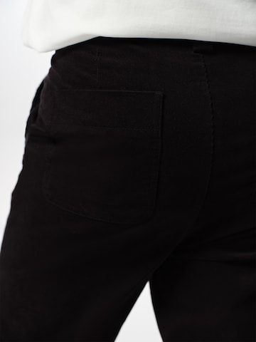 ABOUT YOU x Jaime Lorente Regular Trousers 'Caspar' in Black