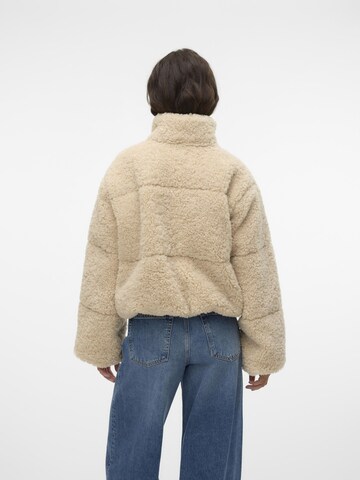 VERO MODA Vinterjakke 'LOUISA' i beige