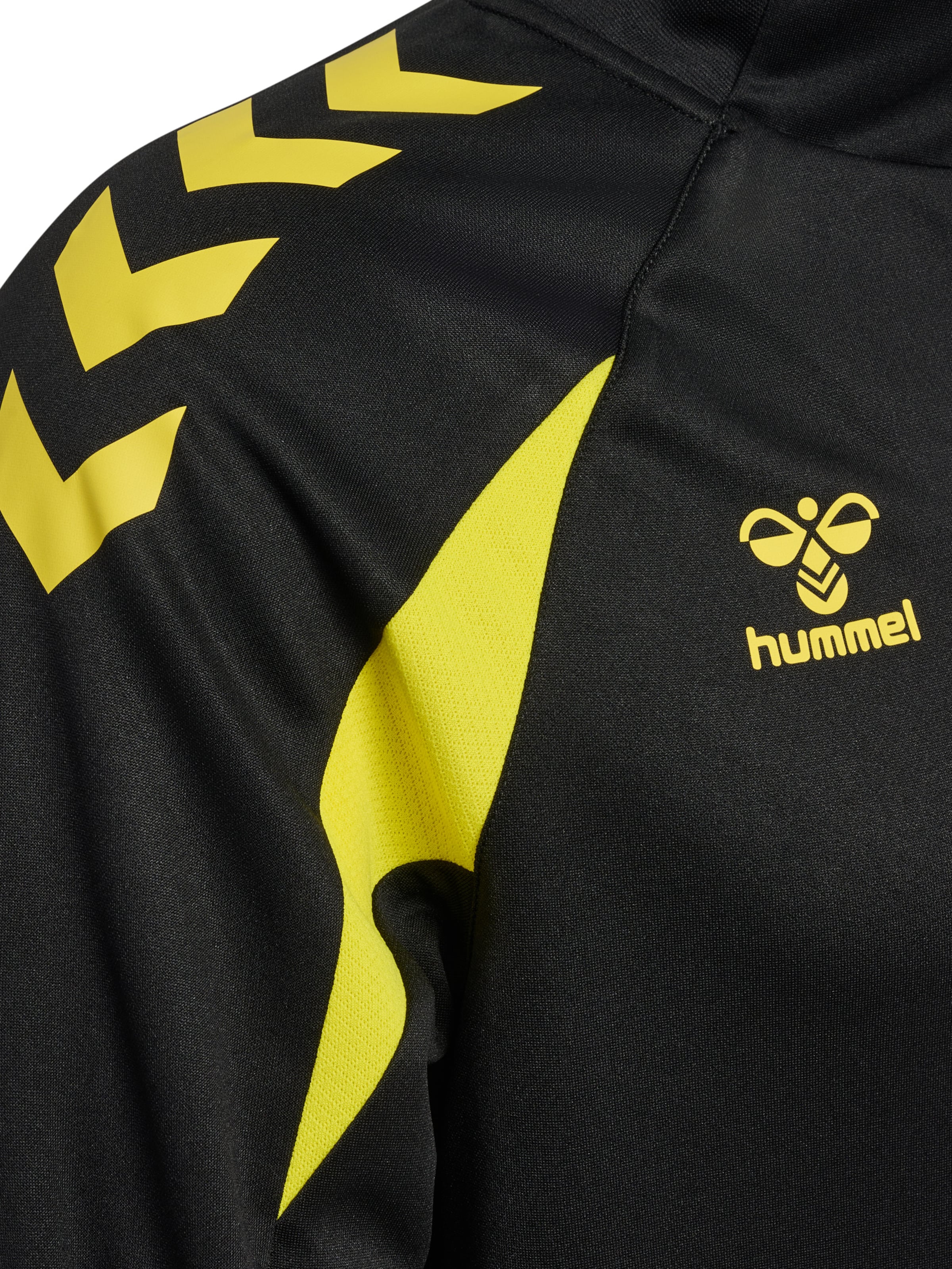 Hummel Performance shirt 'Core 2.0' in Black