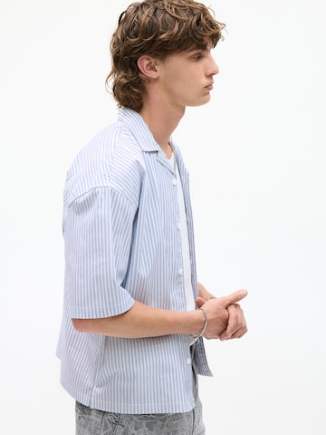 Pull&Bear Comfort fit Button Up Shirt in Blue