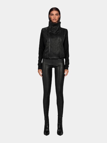 Made By Society Übergangsparka 'NOIR DRIFT Hoodie - H27804'‌‌‌ in Schwarz: Vorderseite