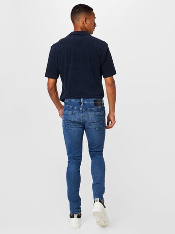 Mavi Slimfit Jeans 'JAMES' in Blauw