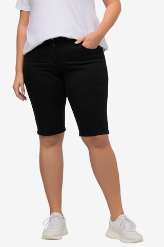 Ulla Popken Slimfit Shorts in Schwarz: predná strana