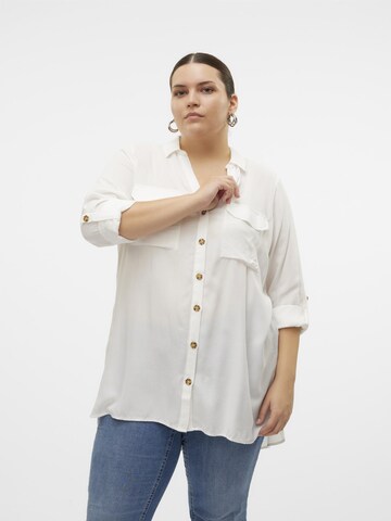 Vero Moda Curve Blouse in White: front