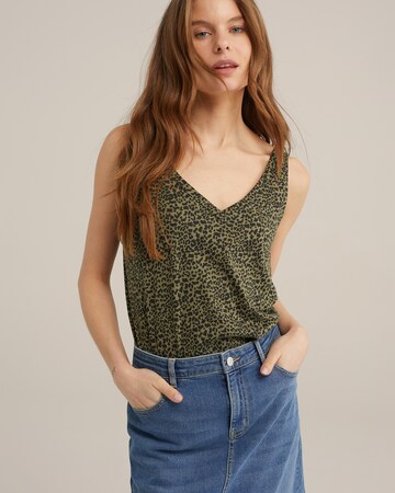 WE Fashion Top in Green: front