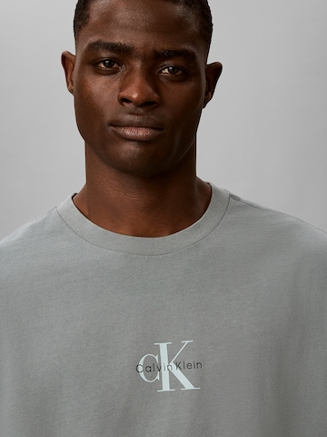 T-Shirt Calvin Klein Jeans en gris