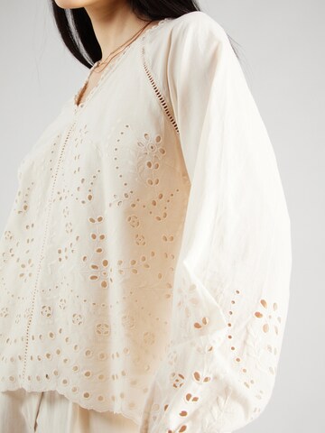 Y.A.S - Blusa 'LUMA' en blanco