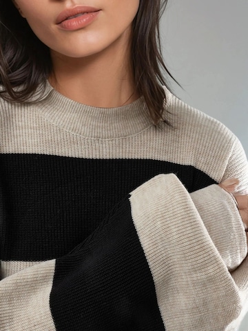 My fashion Knit dress 'Strickkleider' in Beige