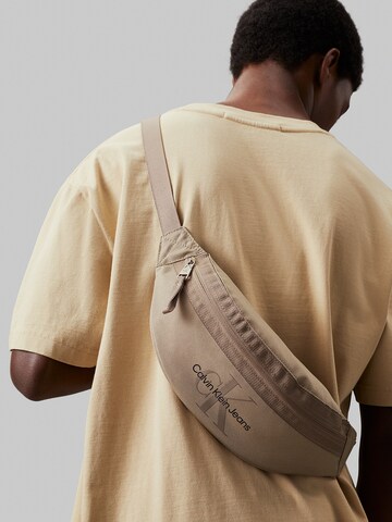 Sacs banane 'Essentials' Calvin Klein Jeans en beige