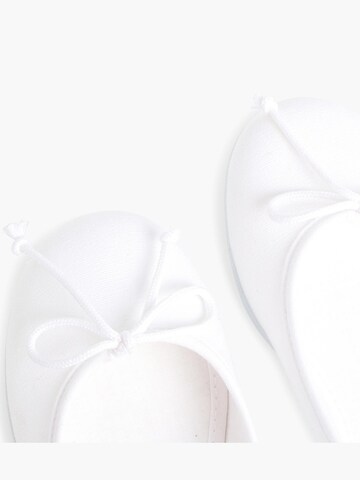 Pisamonas Ballerina‌‌‌‌‌‌‌ in Weiß