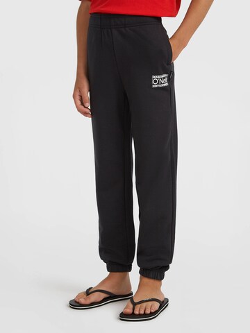Tapered Pantaloni 'Cali' de la O'NEILL pe negru: față