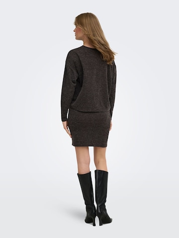 Only Maternity Rock 'OLMAmalie' in Schwarz