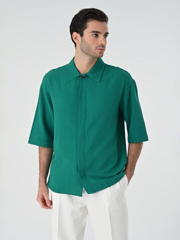 Antioch Comfort fit Button Up Shirt in Green