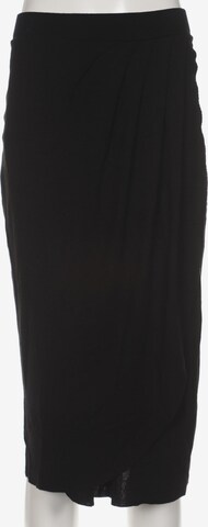 Backstage Skirt in M in Black: front
