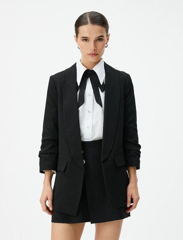 Koton Blazer in Schwarz: Vorderseite