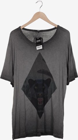 tigha Shirt in XL in Grey: front