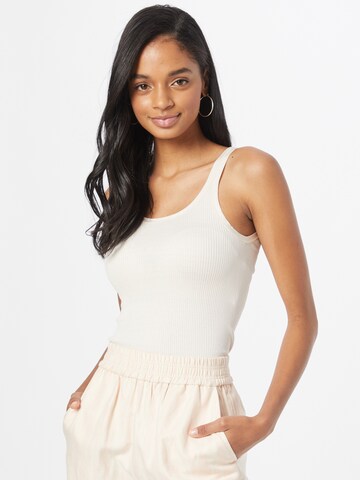 rosemunde Top in Beige: voorkant