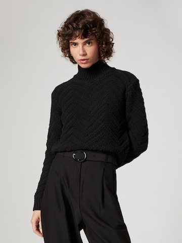Guido Maria Kretschmer Women Sweater 'Hannah' in Black: front