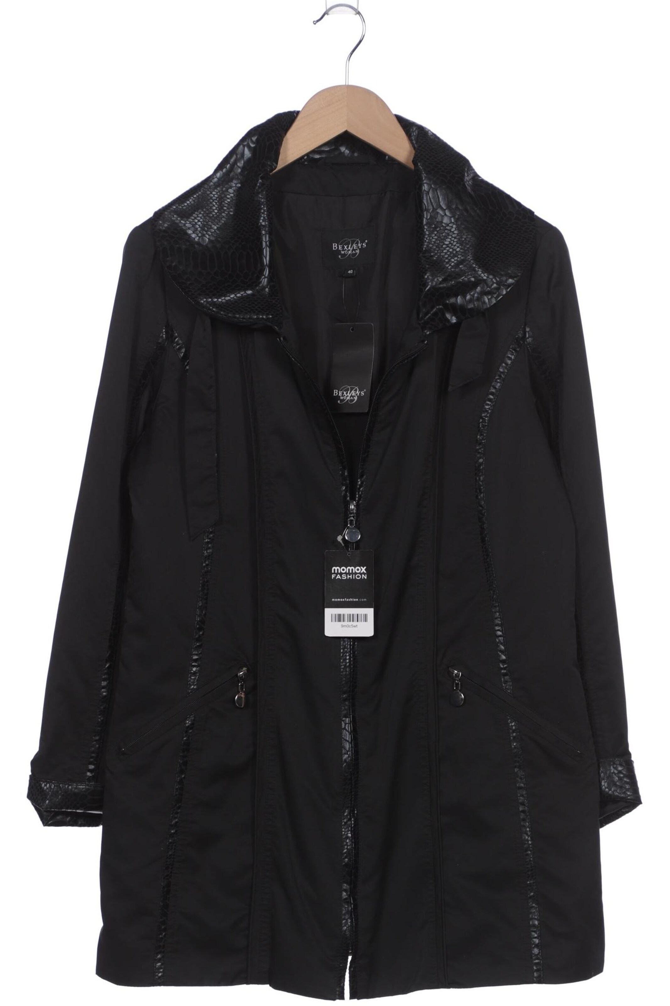 Bexleys Jacket & Coat in L in Black: front