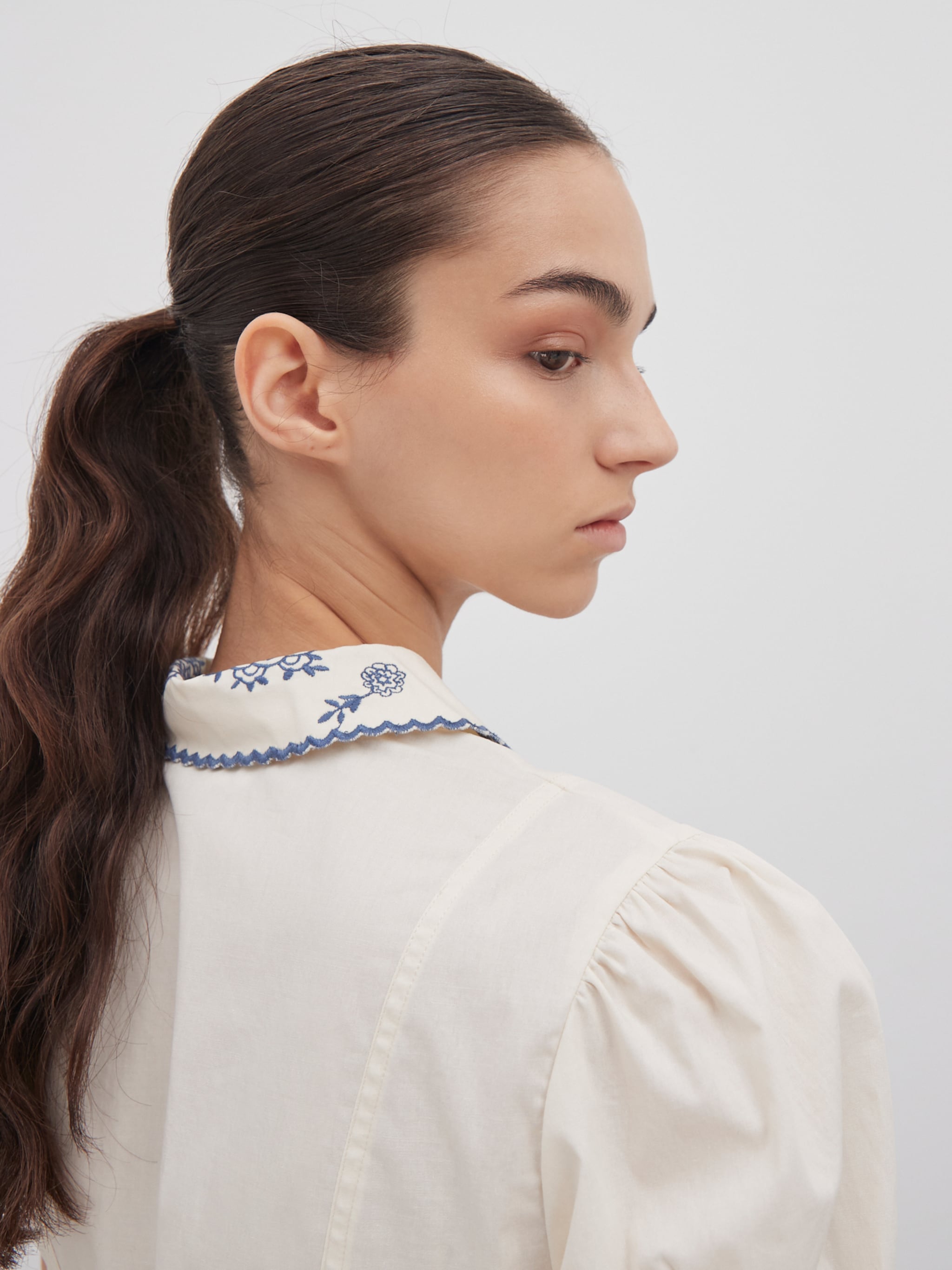 EDITED Blusa 'ALEA' beige