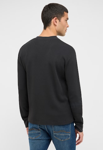 MUSTANG Sweatshirt 'Asheville' in Schwarz
