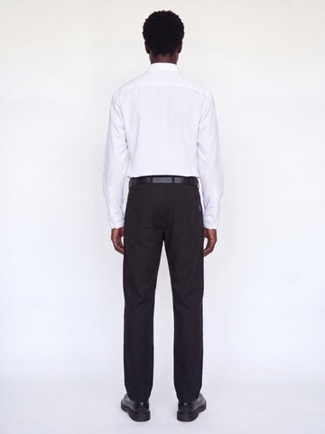 JJ Rebel Slim Fit Риза 'JREBPHILLY' в бяло