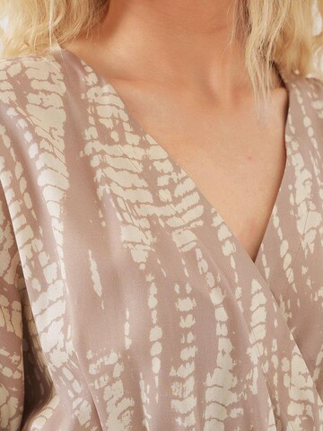 Bigdart Jurk in Beige