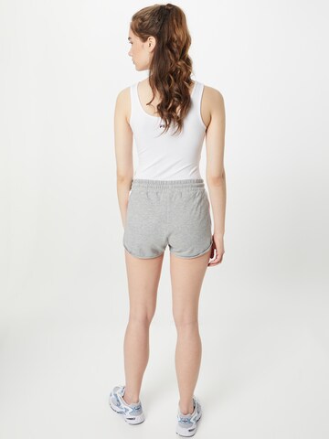 Hummel Regular Sportshorts 'Durban' in Grau