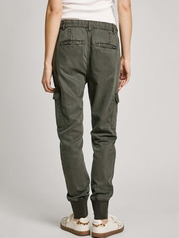 Pepe Jeans Tapered Cargobroek 'New Crusade' in Groen