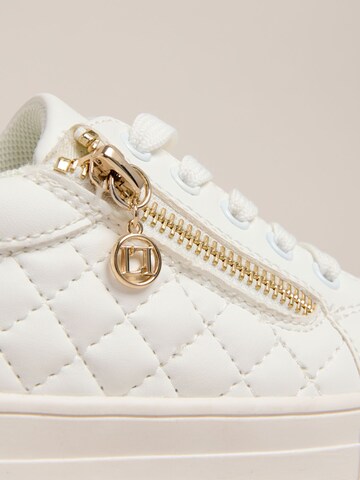 Lipsy Trainers in White