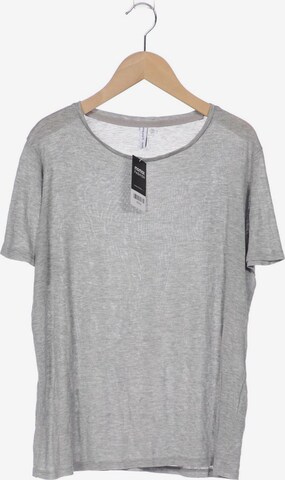 & Other Stories Top & Shirt in M in Grey: front
